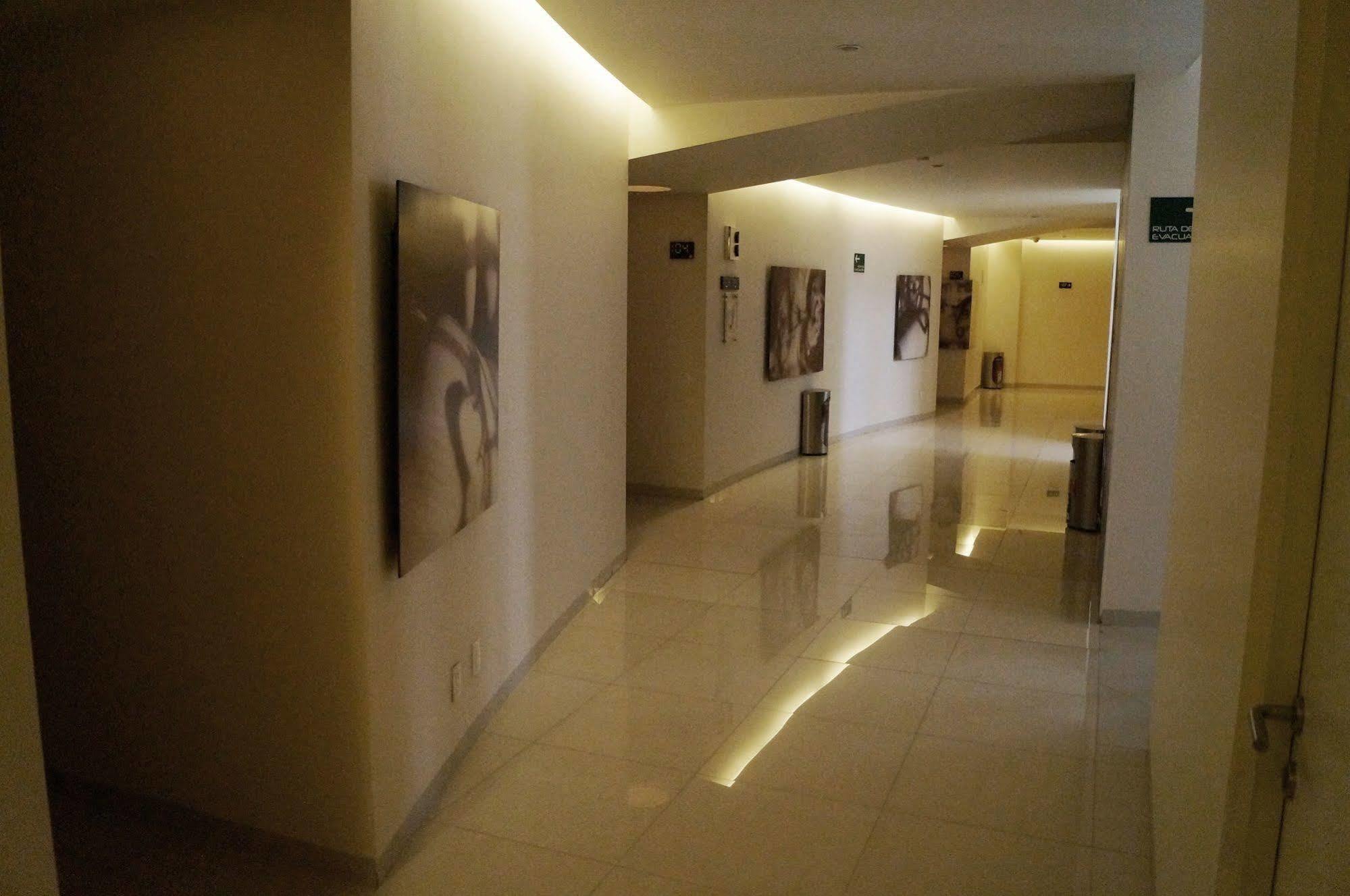 Love Hotel Kron Kota Meksiko Bagian luar foto